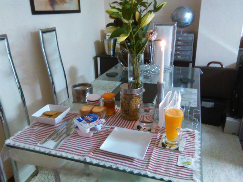 Bianca'S House Hotel Heathrow Airport Slough Bagian luar foto