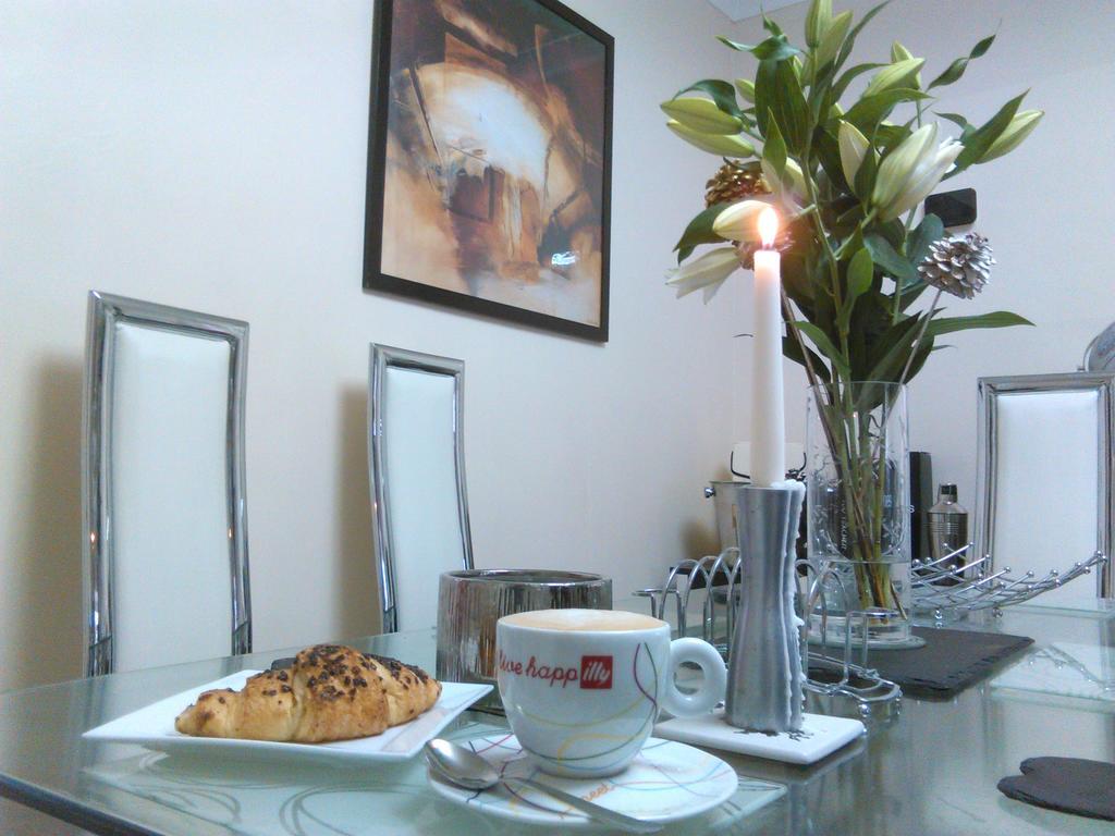Bianca'S House Hotel Heathrow Airport Slough Bagian luar foto