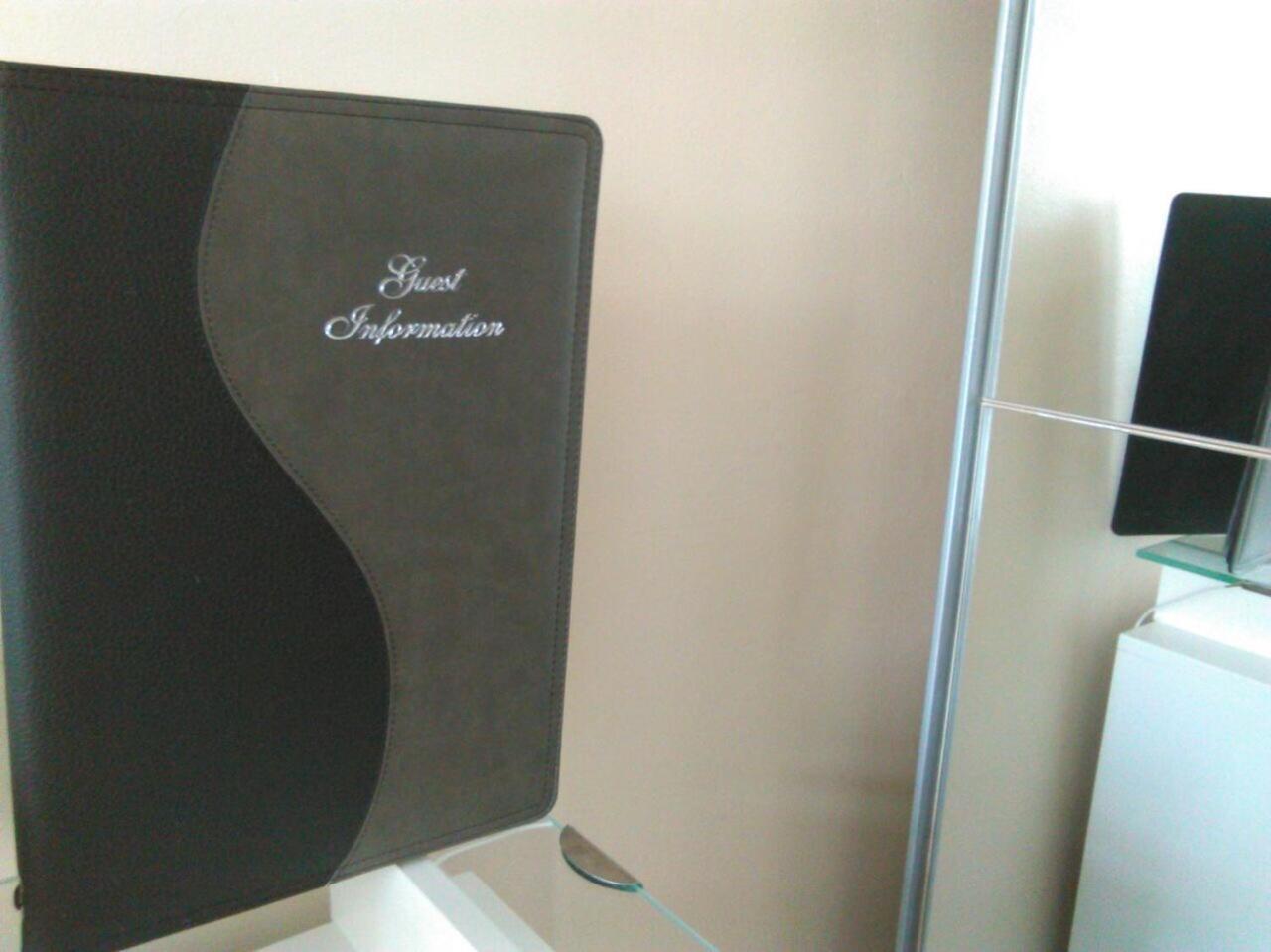 Bianca'S House Hotel Heathrow Airport Slough Bagian luar foto